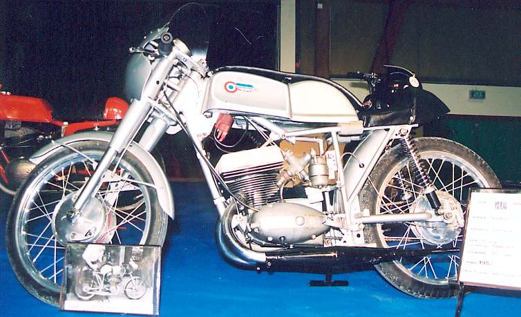 motocar4a.jpg